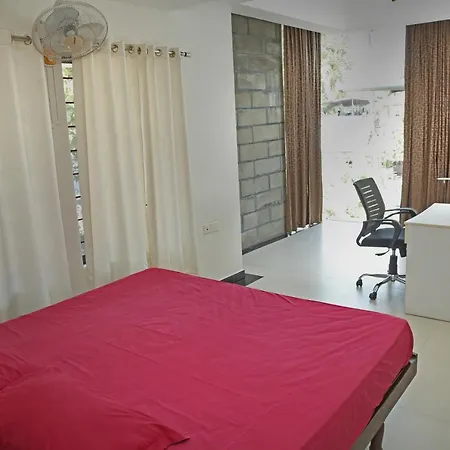 Aastha Apartment Thiruvananthapuram Exterior photo