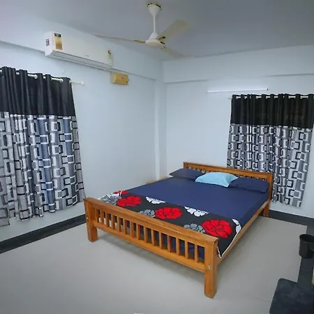 Aastha Apartment Thiruvananthapuram Exterior photo