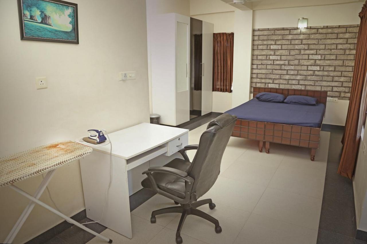 Apartment Aastha *