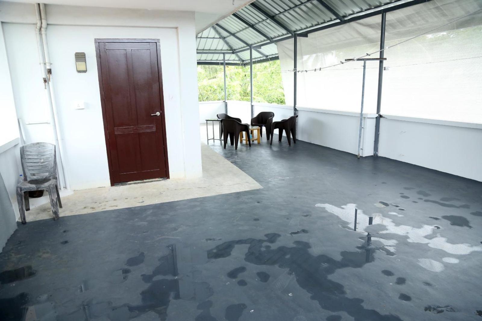 Aastha Apartment